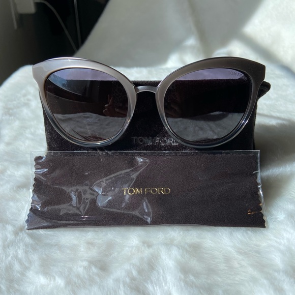 Tom Ford Sunglasses - Picture 9 of 12
